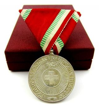 WW1 Bulgarian Royal Award Red Cross Medal 1915 2