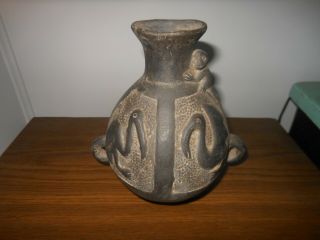 Pre - Columbian Peruvian Chimu Blackware Pottery Vessel Vase