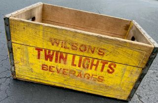 Very Rare Vintage 1940’s Wilson’s Twin Lights Beverages Wood Soda Pop Crate