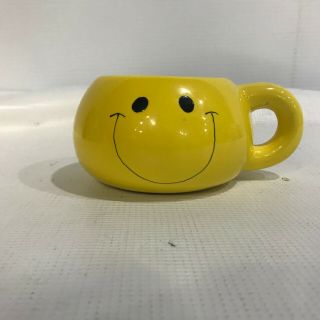 Vintage Smiley Face Coffee Mug / Cup Yellow Happy 1970s Collectible