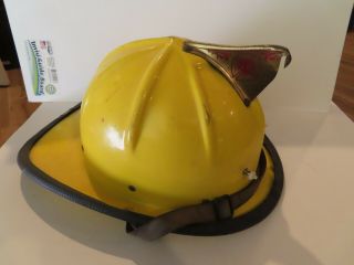 Vintage Cairns & Brother Yellow Fire Helmet Model 900p 6 1/8 To 7 1/2