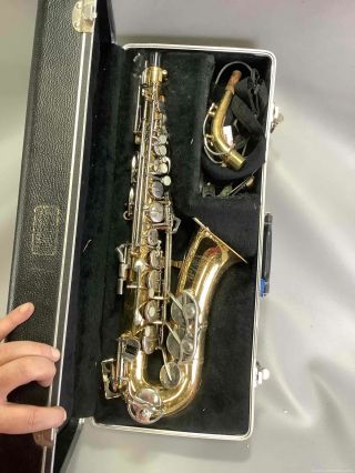Vintage Selmer Bundy Ii Alto Sax Saxophone W/case & Accessories -