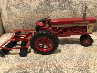 Vintage Ih Farmall 560 With Fast - Hitch Mounted Mccormick Disk 1/16