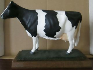 Holstein Friesian Association Of America Cow Sculpture Figurine Mature Female