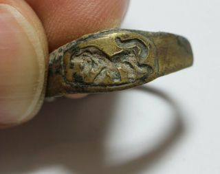 Zurqieh - As17896 - Ancient Roman Bronze Ring With Lion.  200 - 300 A.  D