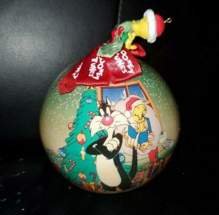 Looney Tunes Sylvester And Tweety Bird Ball 1995 Christmas Ornament Matrix Rare