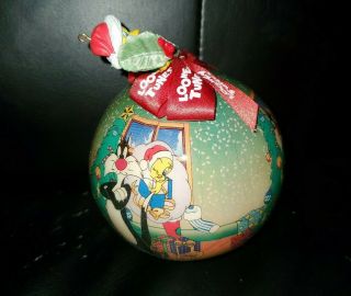 Looney Tunes Sylvester and Tweety Bird Ball 1995 Christmas Ornament Matrix RARE 2