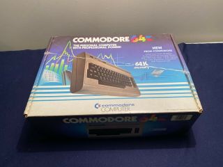 Vintage Commodore 64 Computer W/box