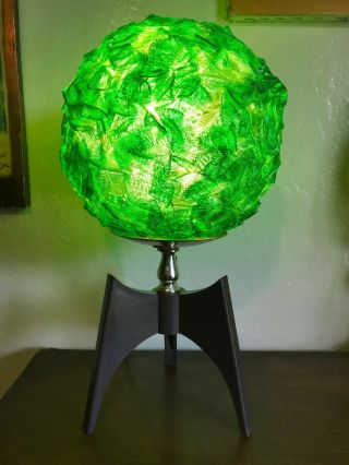 Vtg Mid Century Modern Spaghetti Table Lamp Green Acrylic Lucite Sputnik Twisted