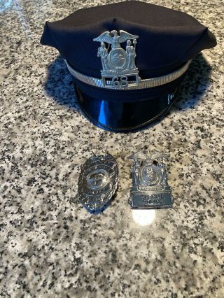 Vintage Syracuse Ny Police Visor Cap And Obsolete Vintage Badges