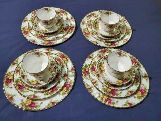 Royal Albert Old Country Roses 20 Piece Full Place Setting Of 4 Old - Vintage 1962