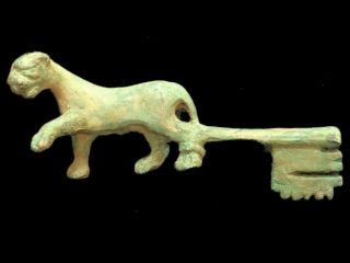 Rare Ancient Roman Bronze Period Key With Pantha - 200 - 400 Ad (1)