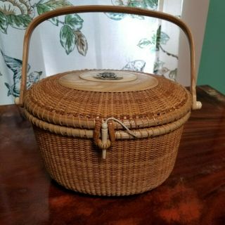 Reduced: Vintage Nantucket Lightship Basket Made By Nathan Taylor