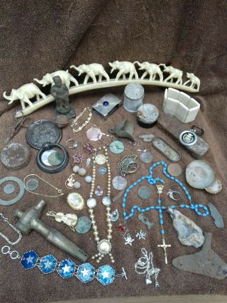 Detecting Finds,  Jewellery,  Bits,  Coins,  Some Silver And Maybe Gold.  Unresearched