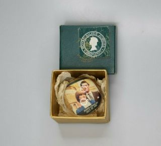 Rare Royal Silver Jubilee Princess Diana & Prince Charles Acrylic Paper Weight