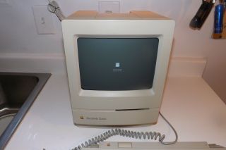 (Parts) Vintage Apple Macintosh Classic M0420 Vintage Computer 2