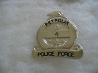 Rare Vintage Hat Badge Of The Petrolia Police Force,  Ontario,  Canada