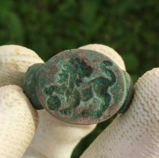 Gorgeous Ancient Roman Massive Bronze Seal Ring With Lion On Bezzel - 200ad