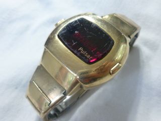 Vintage Men ' s Pulsar P3 LED Digital Watch 14K Goldfilled Date Magnet Computer 2