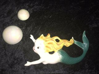 Vintage Mermaid 6 1/2” Ceramic Wall Hanging Plaque 2 Hanging Opalescent Bubbles