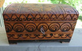 Vintage Ornate Wooden Wood Trinket Jewelry Box With Lock & Key