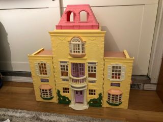Fisher Price 2005 Vintage Loving Family Grand Mansion Twin Time Dollhouse H3370