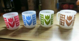 4 Vtg Termocrisa Milk Glass Coffee Mug With Check 4 Colors Tulip Flowers Gingham