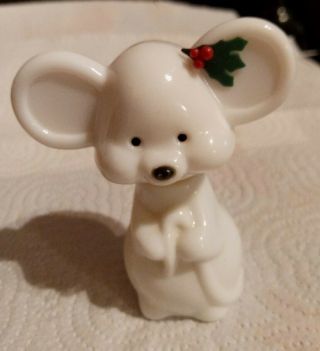 Avon Milk Glass Merry Mouse Shaped Bottle With Zany Cologne 3” Holly 2/3 Full
