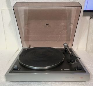 Vintage Philips Model 437 Belt Drive Record Player/turntable - Shure Cart/stylus