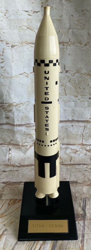 Rare Vintage Titan - Gemini Space Rocket Missile Plastic Model Countdown Inc.