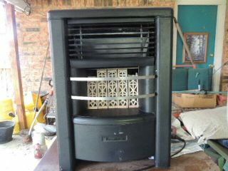 Vintage Dearborn 25,  000 Btu Gas Space Heater Stove Model Drc 25 A N