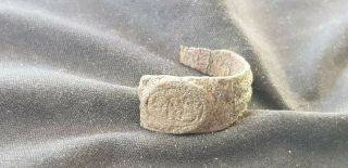 Lovely Roman Bronze Ring Part In Uncleaned Found In Yorks.  Britain L9w