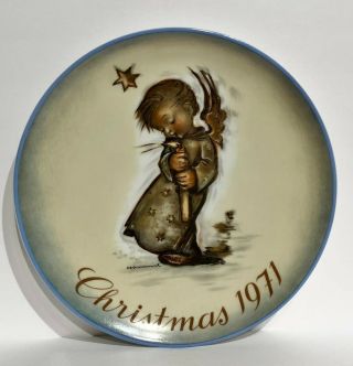 Collectors Series Christmas Plate Limited 1st Edition Sister Berta Hummel