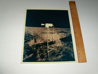 VINTAGE NASA ICONIC APOLLO 11 SCIENTIFIC INSTRUMENT ON MOON A KODAK COLOR PHOTO 2
