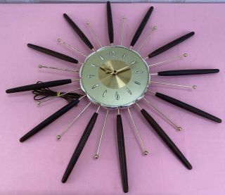 Vintage 1963 Mid Century Modern Lux Starburst Wall Clock Robert Shaw