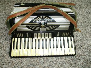 Vintage Italian Made In Italy Accordion W/case Brand Unknown