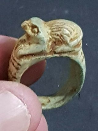 EXTREMELY RARE ANCIENT EGYPTIAN GLAZE RING HEAD ON TOP 100 BC 8,  3 GR 21 MM 2