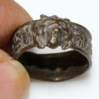An Near East Ancient Or Medieval Bronze Ring With Panther Face
