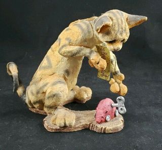 Country Artists A Breed Apart Flash With Toy Mouse Cat Figurine - Orange Tabby