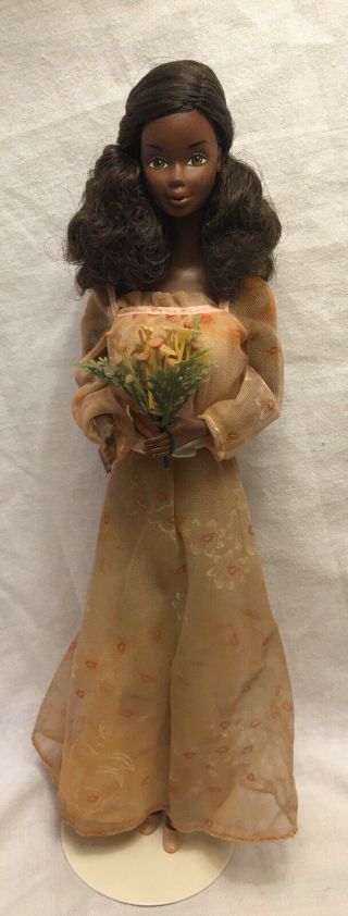 Vintage Mattel 1978 Kissing Christie Aa Barbie Doll With Dress & Bouquet 2955
