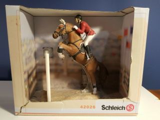 Retired Schleich Horse Show Jumping Set With Rider 42026,