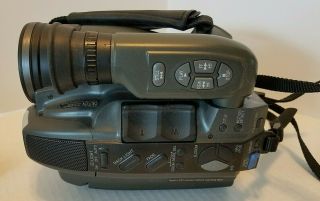 Vtg Panasonic PV - L606 Palmcorder.  1996 3