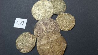 Un researched Medieval bronze jettons detecting finds 2