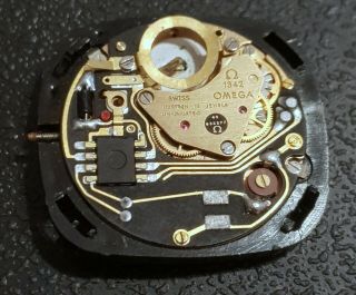 Vintage Omega Seamaster cal 1342 movement for watch repair 2