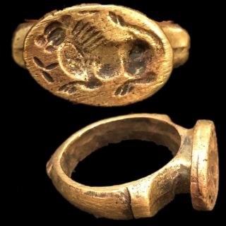 Bronze Near Eastern Ring With Animal (4)