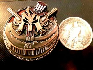 Ultra Rare 3 D Nypd Yankee Stadium 2 Gun Punisher Challenge Coin
