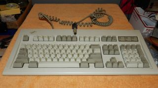Vintage 1988 IBM Model M 1391401 Keyboard 2