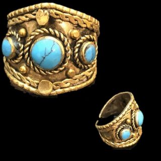 Rare Ancient Near Eastern Blue Stone Ring (3)