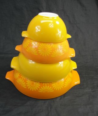 Vtg Set 4 Pyrex Nesting Mixing Bowls Sunflower Daisy Cinderella Orange & Yellow