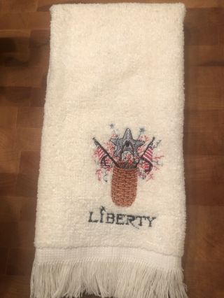 Longaberger Tip Towel - Basket / Liberty